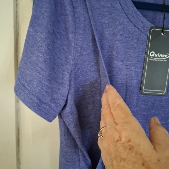 Quinee Women's Blue Nursing Breastfeeding Top with Button Detail - Picture 5 of 12